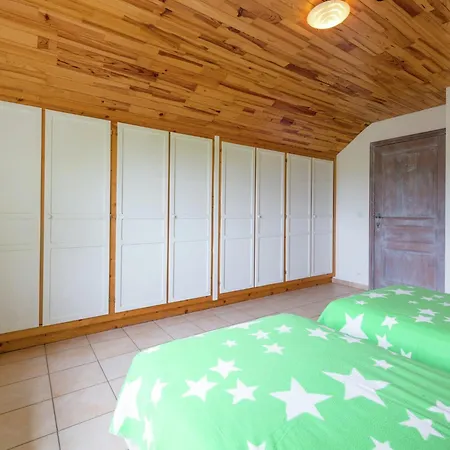 Βίλα Magnificent In With Sauna Roofed *