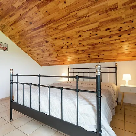 Magnificent Villa In Brisy With Sauna Roofed Brisy